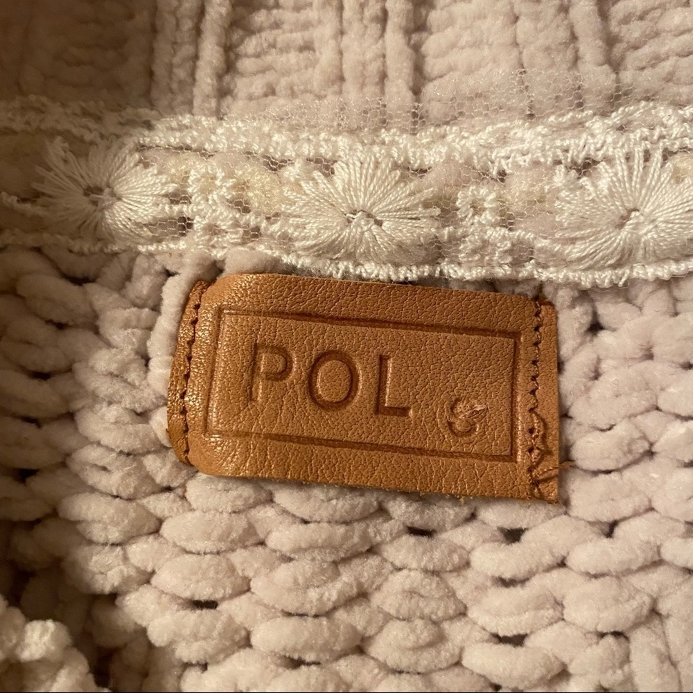 POL Cream Chevron knit Sweater small - Picture 10 of 12